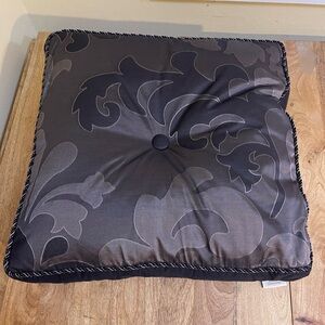 Lenox American Bedding Collection decorative pillows, 20”x 20”